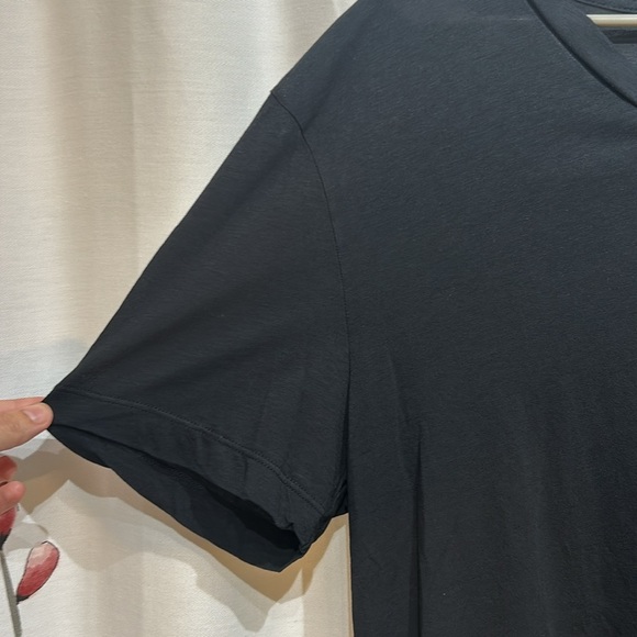 STANDARD JAMES PERSE Clear Jersey V Neck Men’s Shirt Black Size 3/Large - Picture 4 of 5